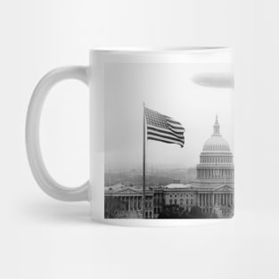 Graf Zeppelin over Washington DC, 1920s (C030/3189) Mug